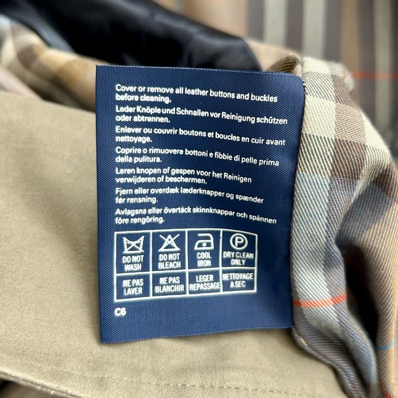 Burberrys Long Gabardine Trench Coat Wool Lining Vintage 90s Size 40R - Picture 15 of 16